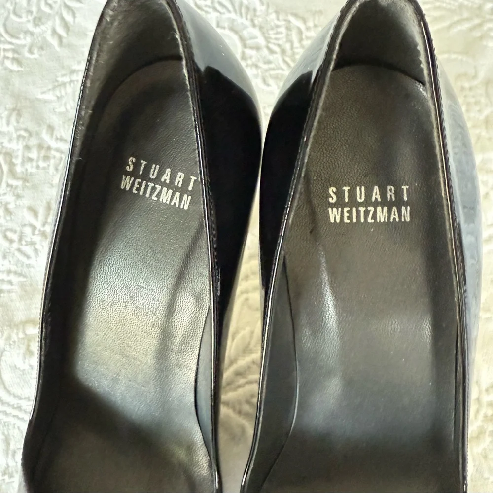 Stuart WEITZMAN Black Patent Leather peep toe Heels Size 8.5